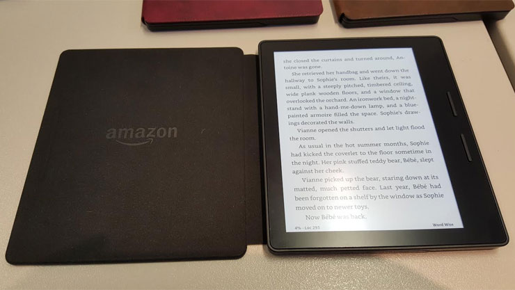 Amazon Kindle Oasis Your digital book in leather cover (review)